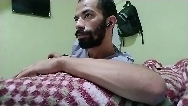 UncutToyBoy23cm online show from 16, 4, 2026