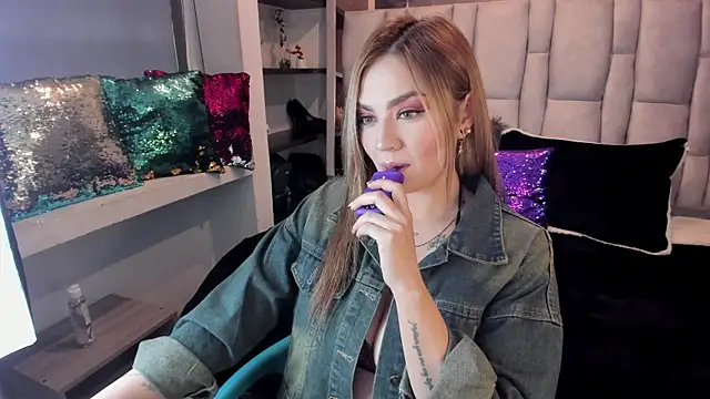 KataHot  online show from 3, 10, 2025