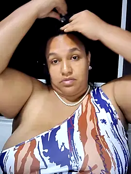 Mia Adell 11 online show from 1, 3, 2025