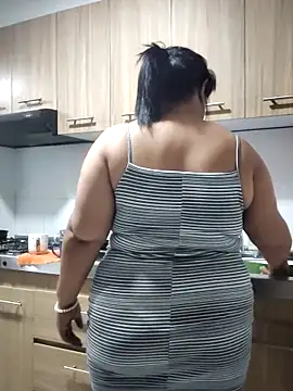 Mia Adell 11 online show from 4, 2, 2025