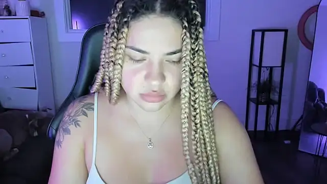 MelSaunders online show from 28, 10, 2025