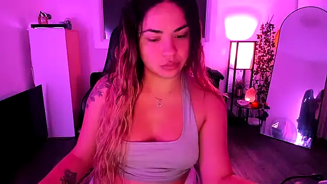 MelSaunders online show from 22, 11, 2025