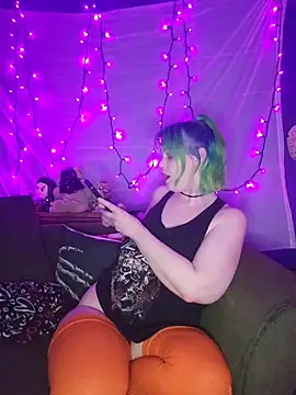 EverlyEster online show from 15, 5, 2026