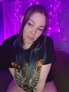 EverlyEster online show from 22, 3, 2026