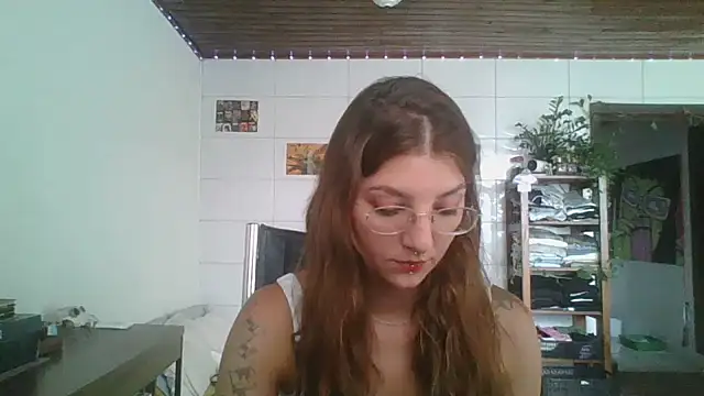 SweetyBabyDemon online show from 7, 3, 2026