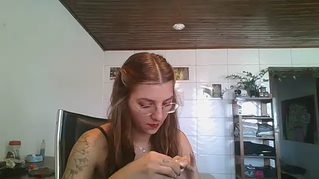 SweetyBabyDemon online show from 18, 4, 2026