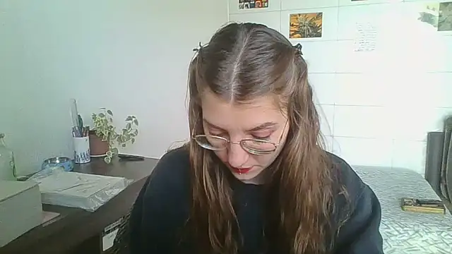 SweetyBabyDemon online show from 10, 11, 2025