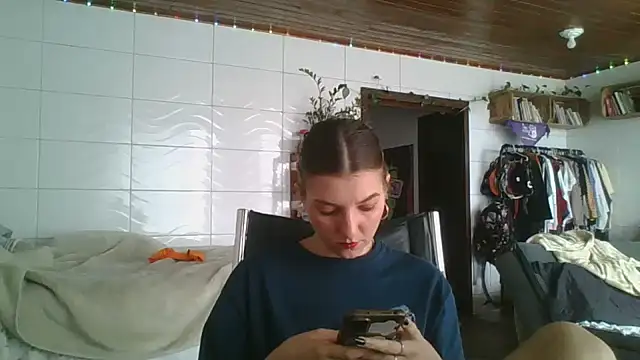 SweetyBabyDemon online show from 16, 9, 2025