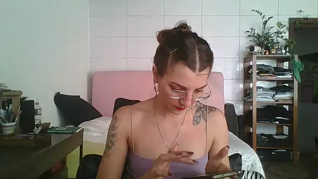 SweetyBabyDemon online show from 4, 10, 2025