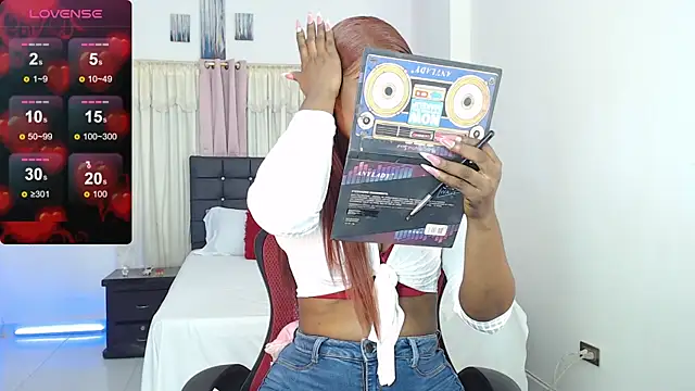 samantha-rose2 online show from 4, 10, 2025