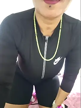 gatadeojosclaros online show from 5, 10, 2025