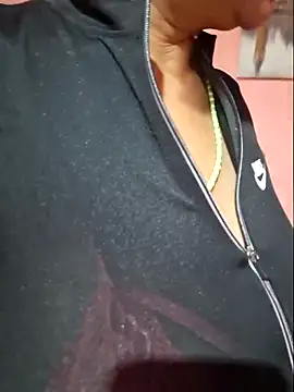 gatadeojosclaros online show from 11, 3, 2025