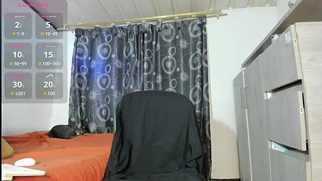 daayan foxx online show from 19, 9, 2025