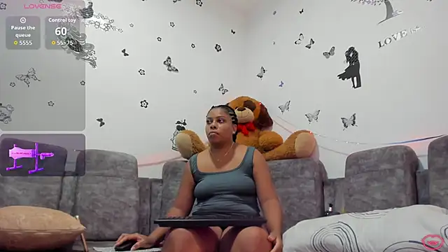 BrianaHazel online show from 10, 11, 2025