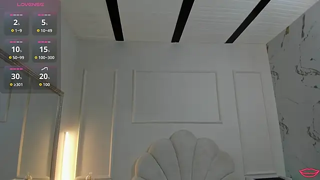 BrianaHazel online show from 14, 5, 2026