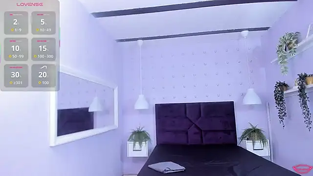 BrianaHazel online show from 10, 9, 2025