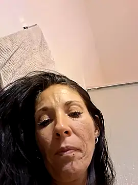 gorgeous11 online show from 7, 11, 2025