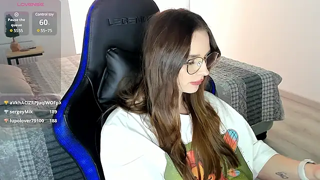 MCfly 11 online show from 9, 2, 2025