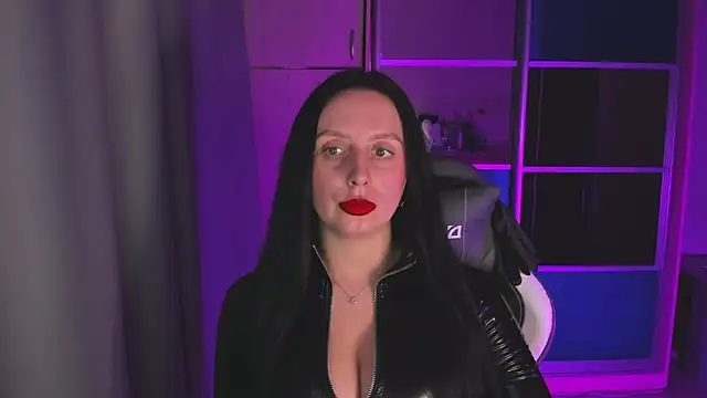 Christy Calypso online show from 15, 4, 2026