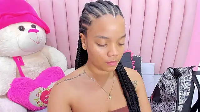 ISABELLA 020 online show from 6, 4, 2026