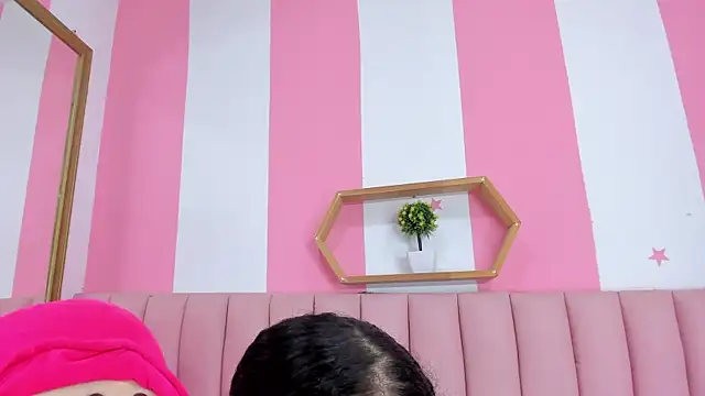 ISABELLA 020 online show from 4, 3, 2026