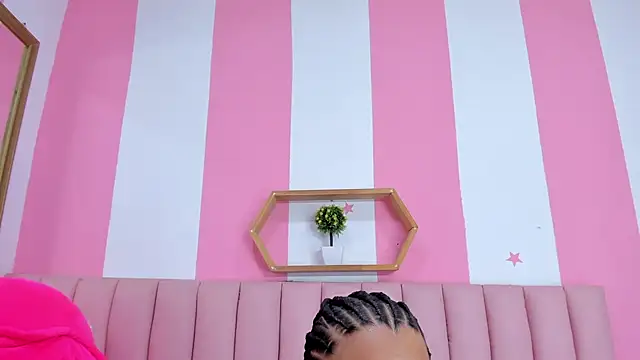 ISABELLA 020 online show from 7, 4, 2026