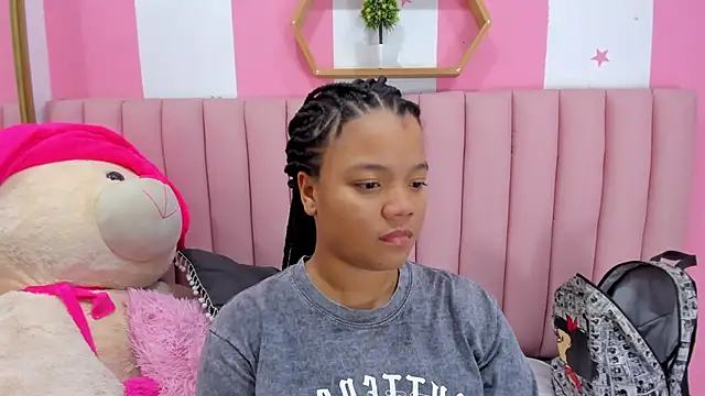 ISABELLA 020 online show from 14, 10, 2025