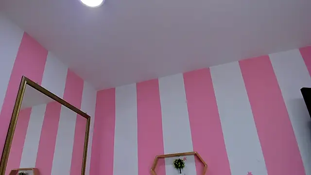 ISABELLA 020 online show from 12, 3, 2026