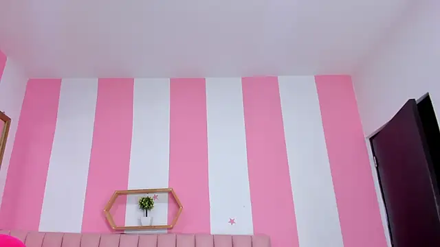 ISABELLA 020 online show from 19, 3, 2026