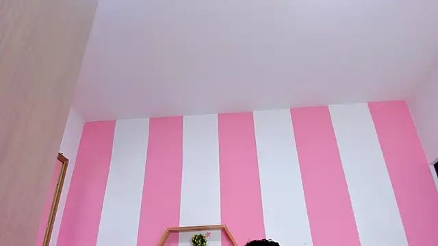 ISABELLA 020 online show from 7, 2, 2026