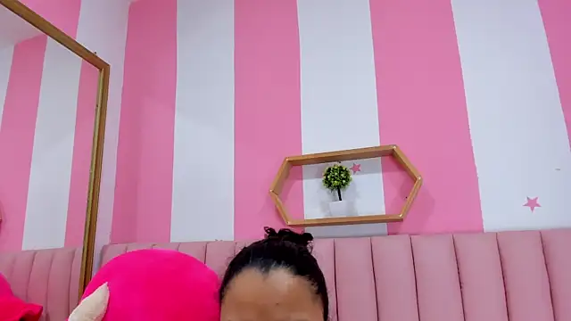 ISABELLA 020 online show from 31, 10, 2025