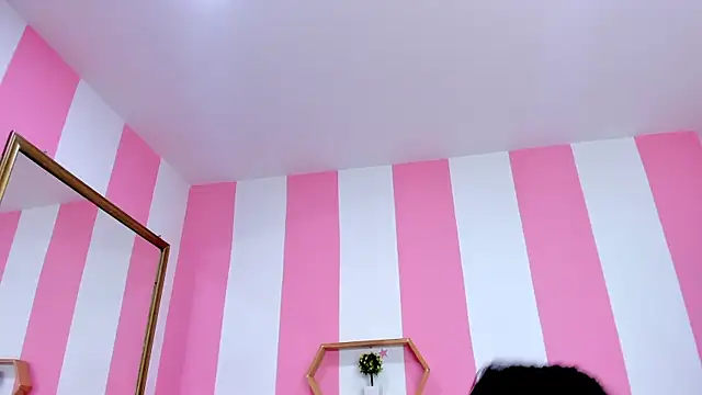 ISABELLA 020 online show from 10, 2, 2026