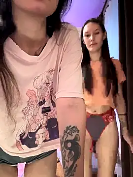 Snapshot of Heart_Ass chatting on 19, 11, 2025 Heart Ass online show from 19, 11, 2025