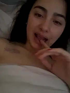 Damian n Maya online show from 8, 10, 2025