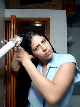 Snapshot of Shura_xxxBig chatting on 26, 11, 2025 Shura xxxBig online show from 26, 11, 2025