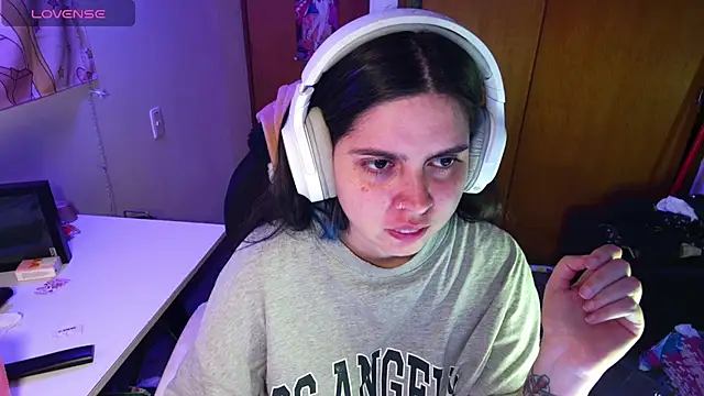 Vallolet Spencer online show from 12, 1, 2025