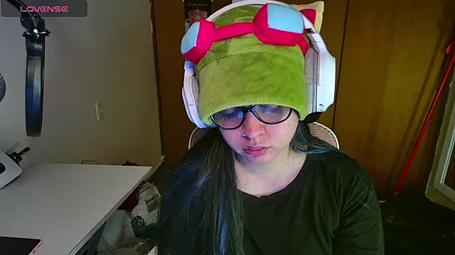 Vallolet Spencer online show from 11, 3, 2025