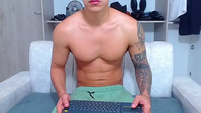 Tristan-bm online show from 27, 10, 2025