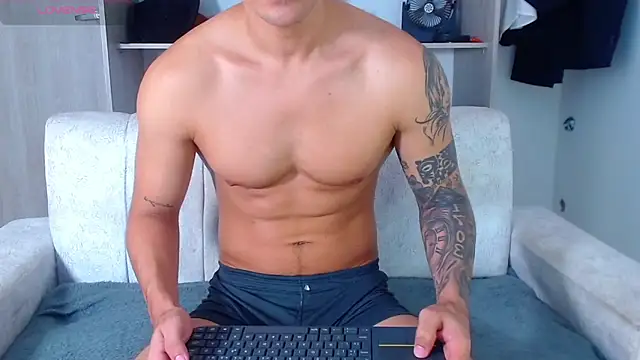 Tristan-bm online show from 24, 11, 2025