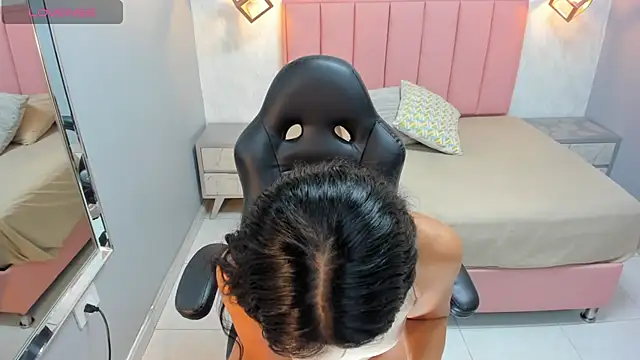chelsyquinn online show from 30, 5, 2026