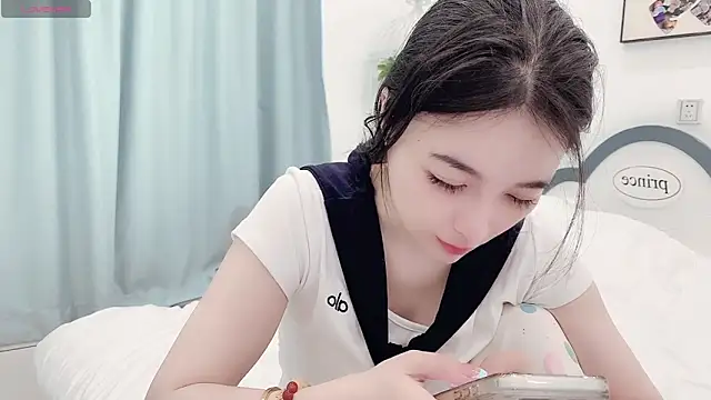 AKiKi711 online show from 14, 4, 2026