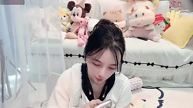 AKiKi711 online show from 11, 3, 2026