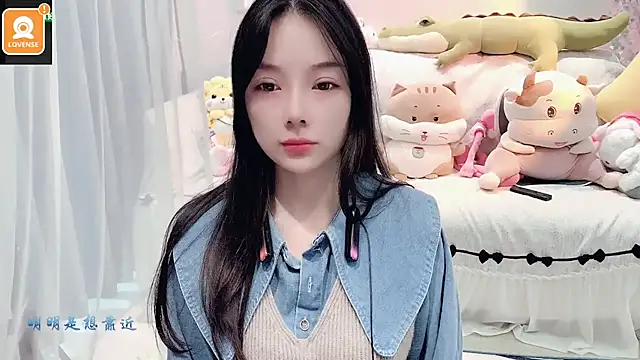 AKiKi711 online show from 10, 10, 2025