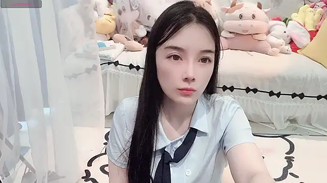 AKiKi711 online show from 7, 5, 2026