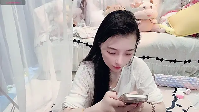 AKiKi711 online show from 4, 6, 2026