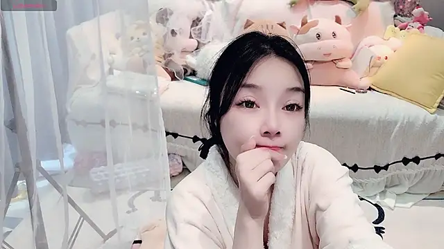 AKiKi711 online show from 2, 4, 2026