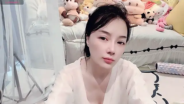 AKiKi711 online show from 11, 7, 2026