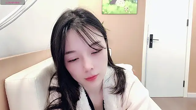 AKiKi711 online show from 12, 2, 2026