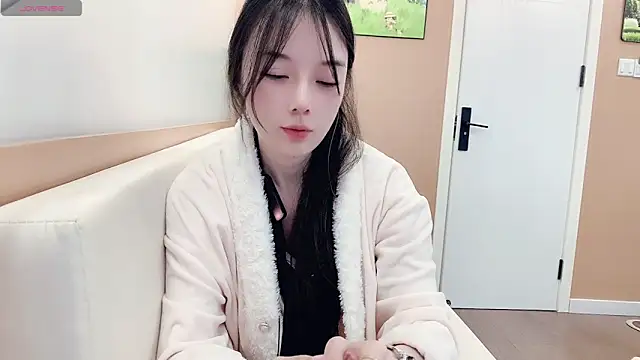 AKiKi711 online show from 8, 2, 2026