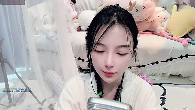 AKiKi711 online show from 6, 3, 2026